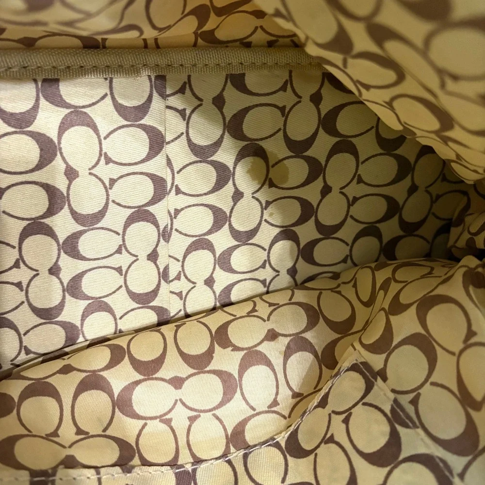 Coach good preowned